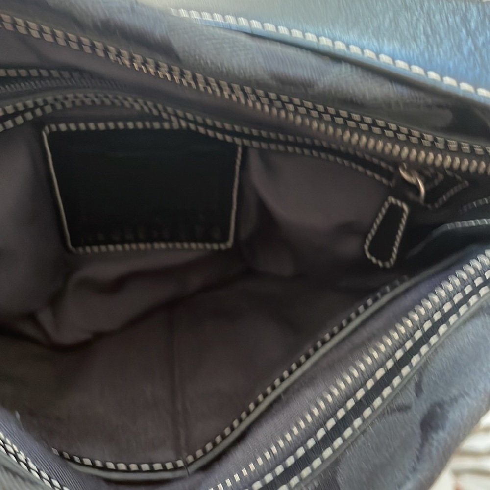 Authentic coach purse - Picture 6 of 6